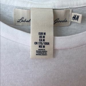 H&M Shirts - H&M Graphic T-Shirt H&M Shirts - H&M Graphic T-Shirt